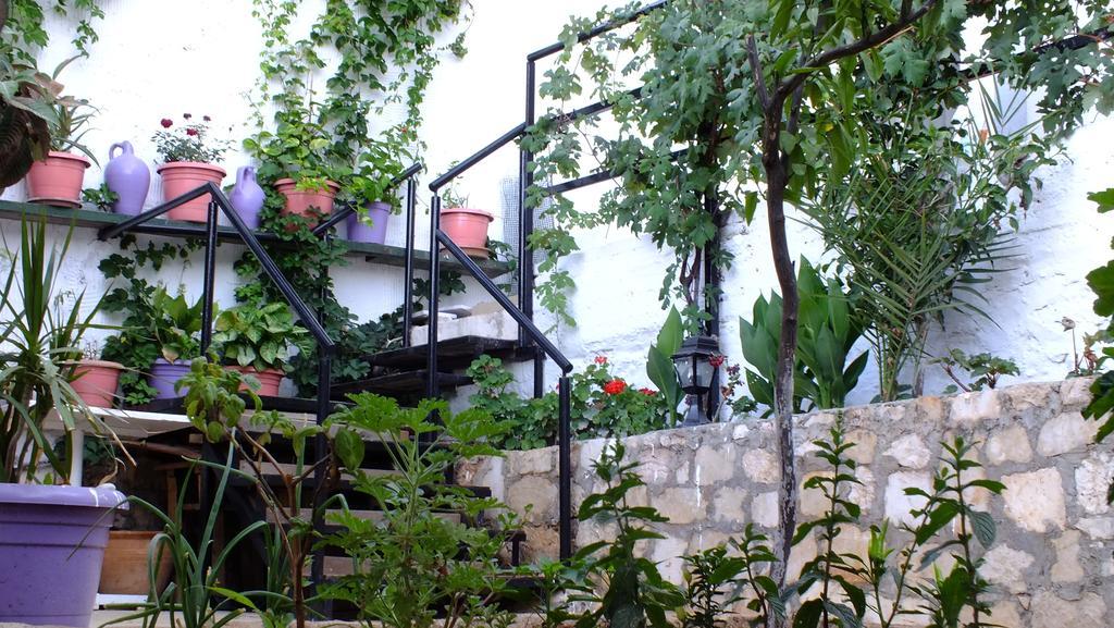 Cakil Pansiyon Kaş Exterior photo
